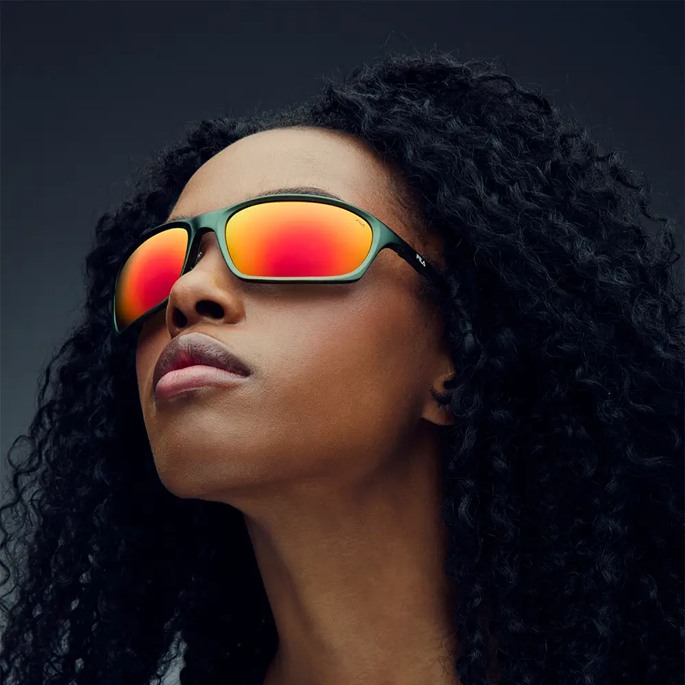 model of glasses worn PERFORMANCE 1641X1000x1000